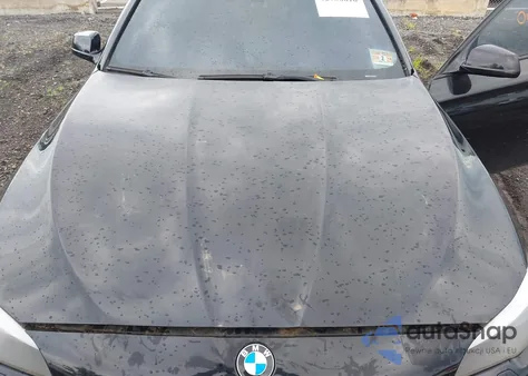 2012 BMW 528I xDrive z USA, uszkodzony, nr VIN WBAXH5C54CDW03250